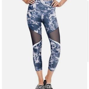 PINK Victoria’s Secret Ultimate High Waist Ankle Legging Blue Marble Medium